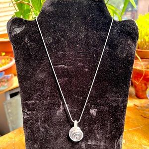 Swarovski shell necklace